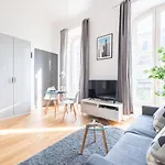 35 MEDECIN - LOT3 - Hyper Centre - Mezzanine Studio Modern
